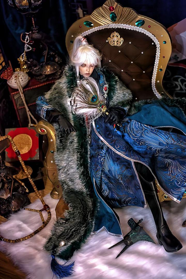 这才是王爷级别该穿的好吗？夜孔雀，7年前的设计，现在看也依然很美(*¯...