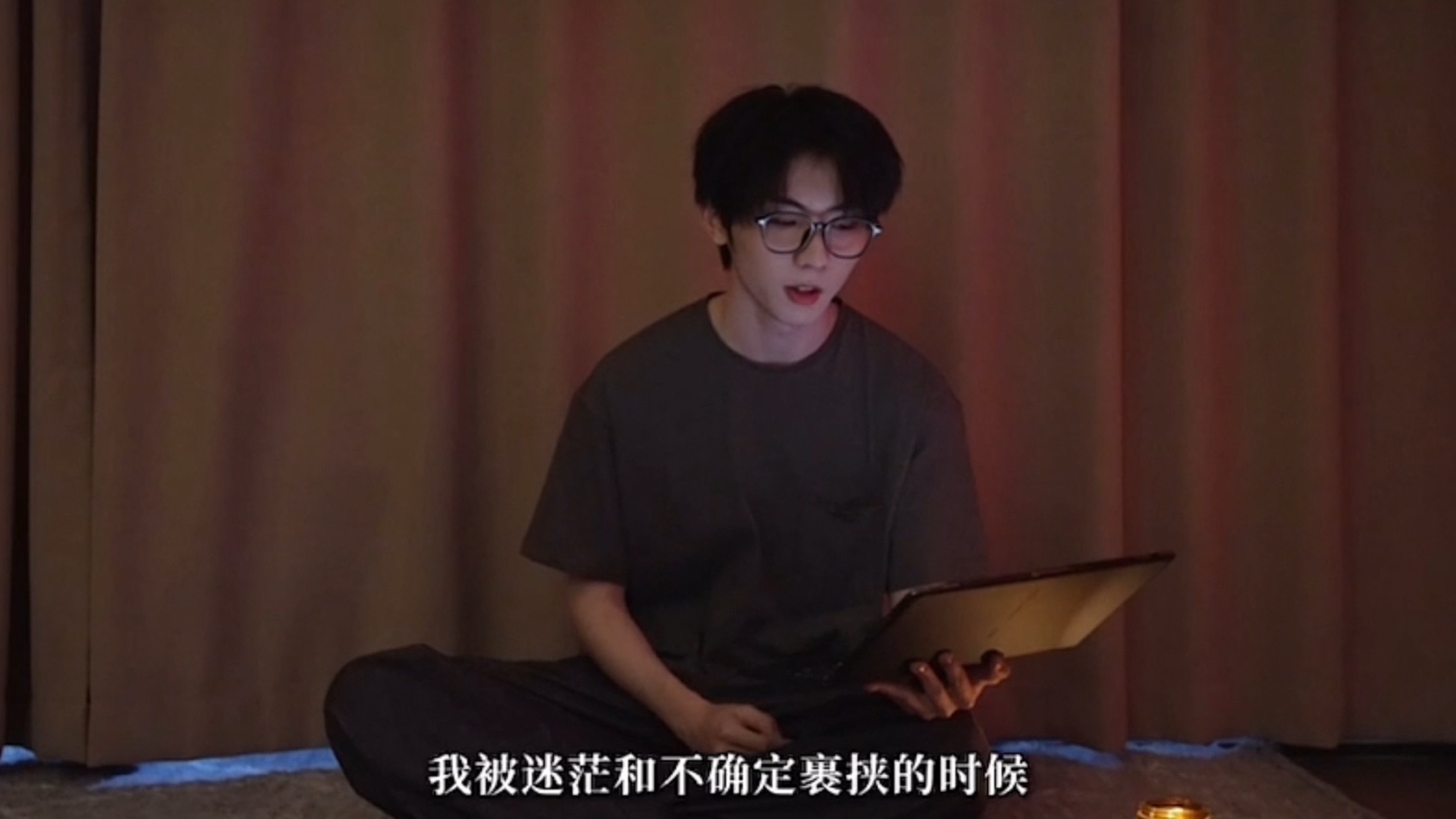 能受得了吗全世界最好看的人跟你表白着最走心的话 