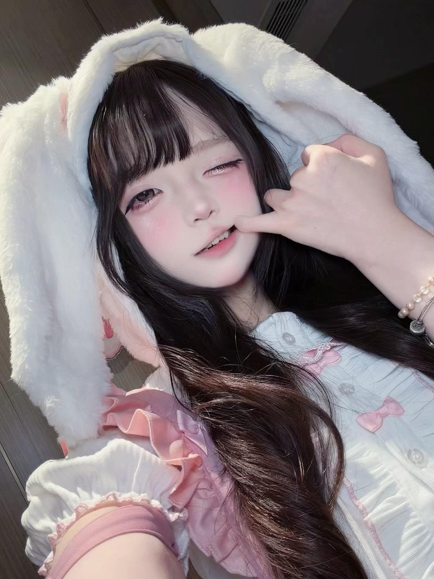 ( ‘-ωก̀ )