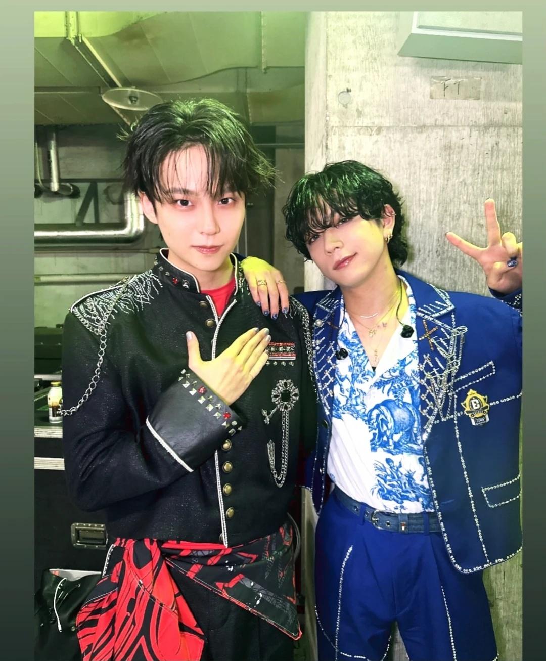 EBiDAN 后台照片×N
看到那些发哪些哈哈哈哈
EBiDAN
超特急
超级龙