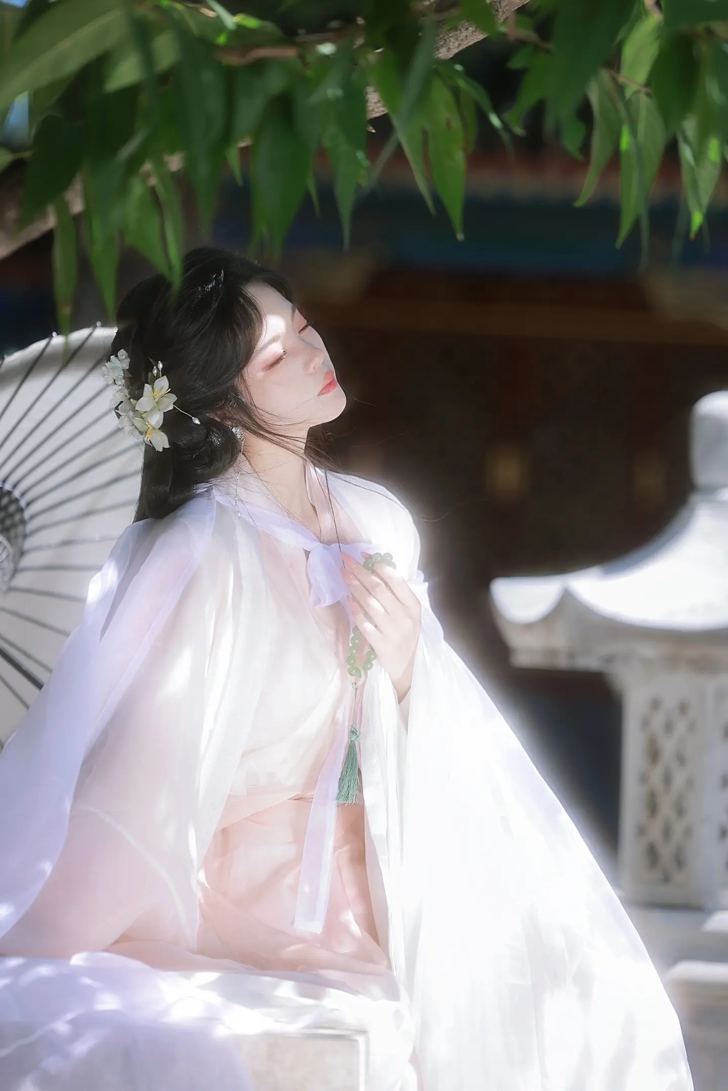 “只是红尘如流，笔墨难叙旧”