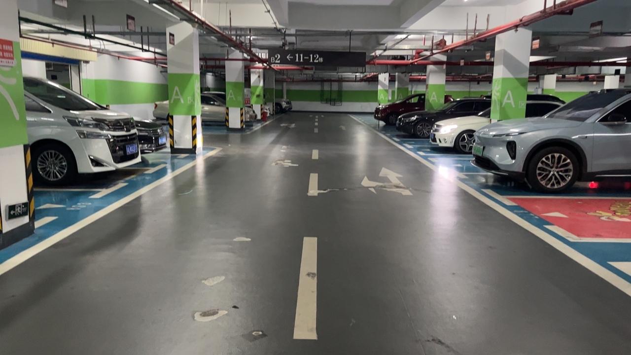 买车位十大极简原则，看完不踩坑！

1. 只买产权车位，不碰使用权、人防车位！