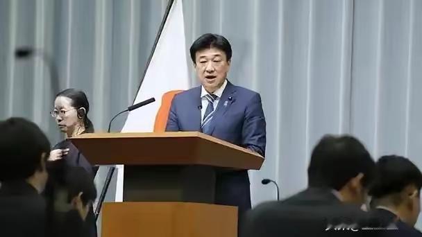 日本再次发出严正声明，
1月8日，日本内阁秘书长木原稔在记者会上证实，中国在东海