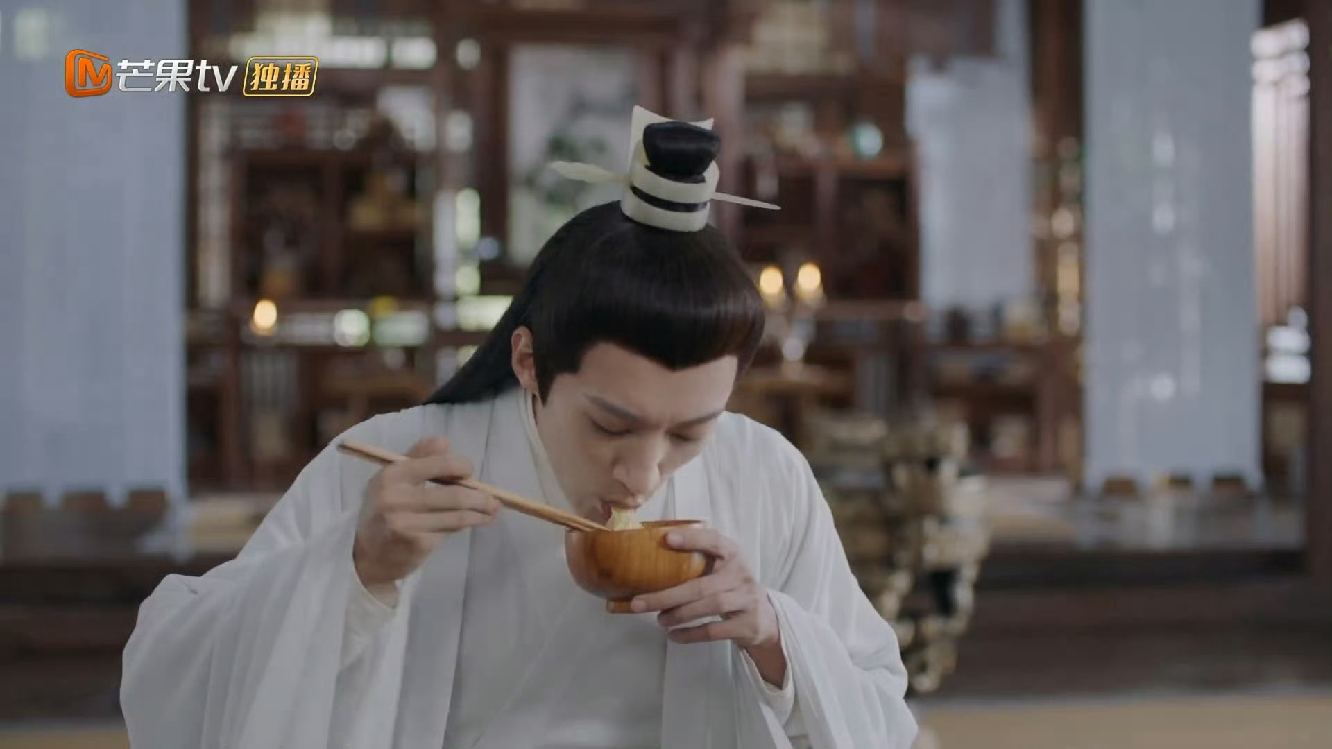 去年的一个月后 源仲那碗面让锦绣吃上了糖糕也买到了 别森气了念无双开播一周年 ❄