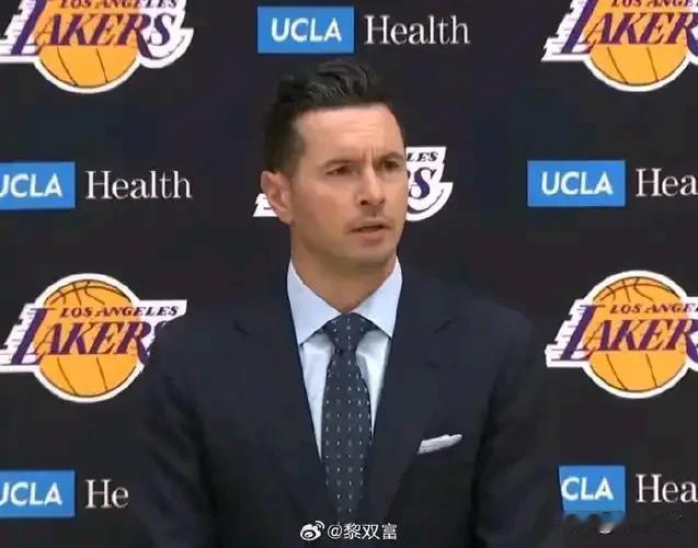 雷迪克赛后毫无悬念的次将失利的原因甩锅给球员，是球员没有执行好战术。
湖人又输球