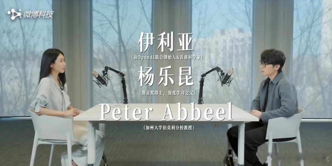 经历两年的三大版本，小米HAD从最初的无图开城，到现在的XLA认知大模型，进化速