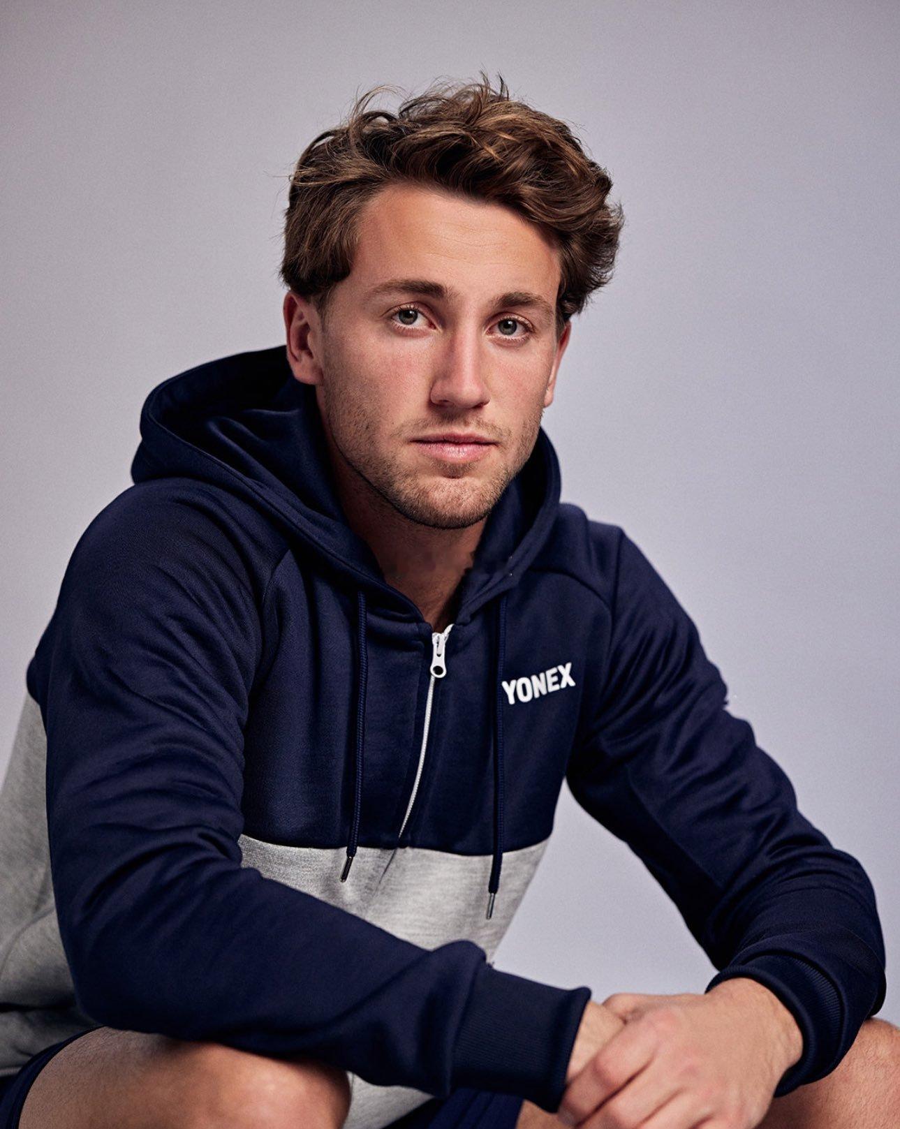 鲁德的新发型一下老了十岁的感觉[黑线]网球talking大会不负每一次热爱 ​​