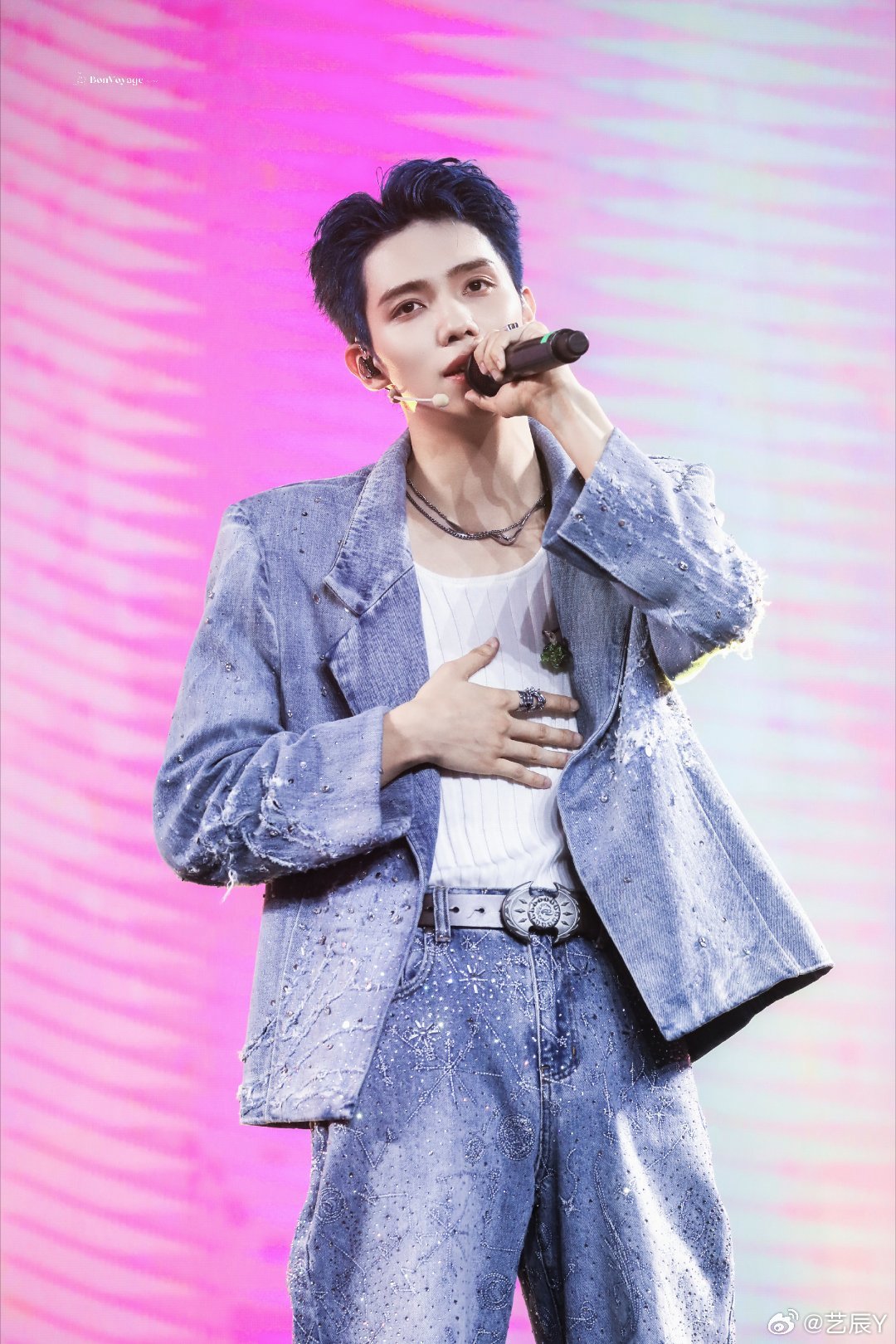 罗一舟二十有六山海任舟游 💚罗一舟0316生日快乐 一舟生日快乐！祝你常拾理想