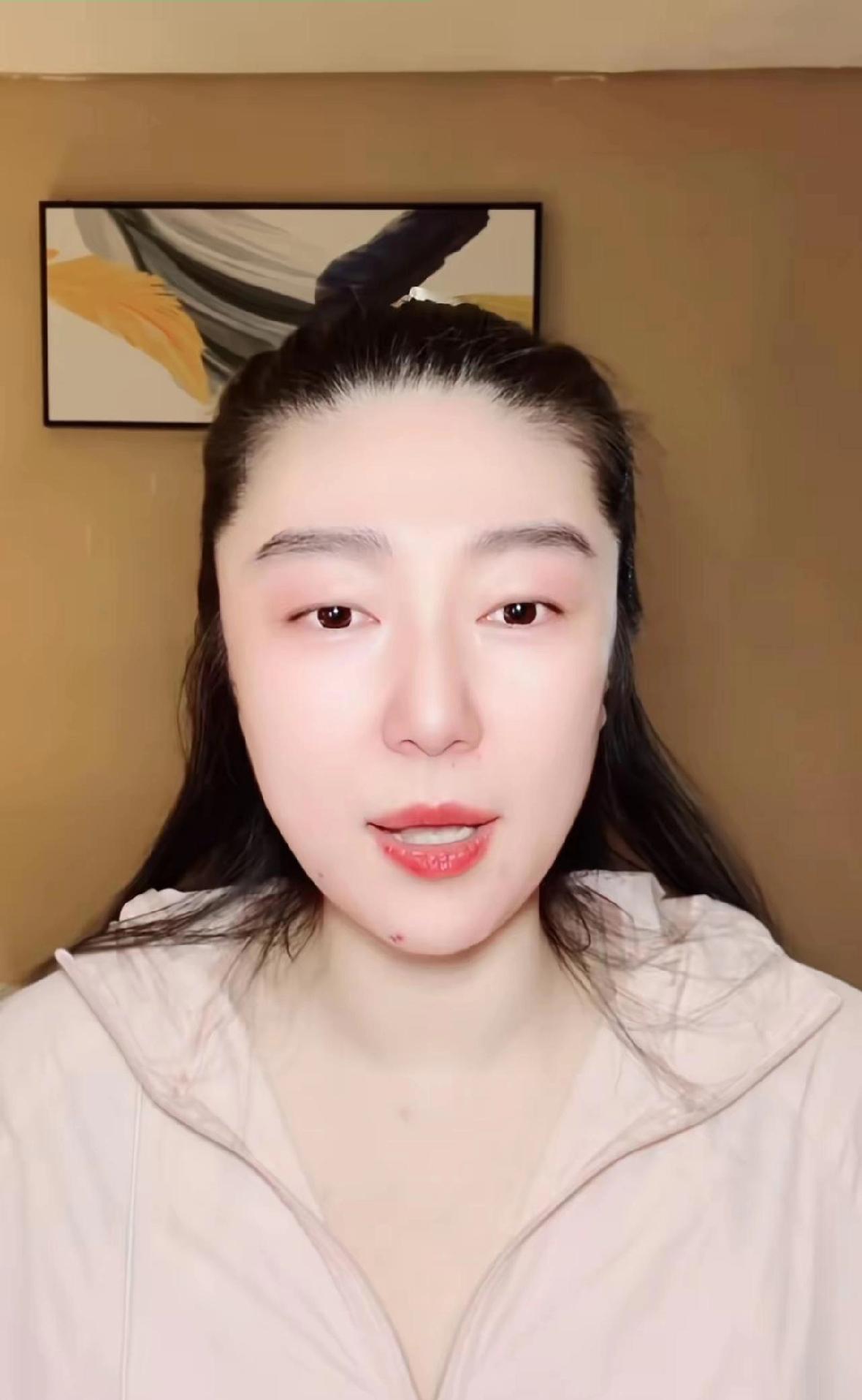 刷了几年相宜和李雨婵的恩怨，
我突然冒出一个念头——
她俩是不是谁也离不开谁？