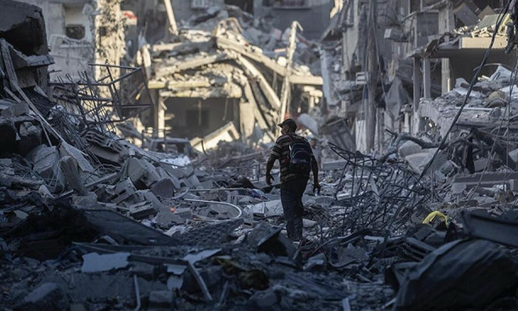 【加沙陷入内乱，哈马斯展开复仇，街头发生枪战】

加沙停火协议已于10月10日生