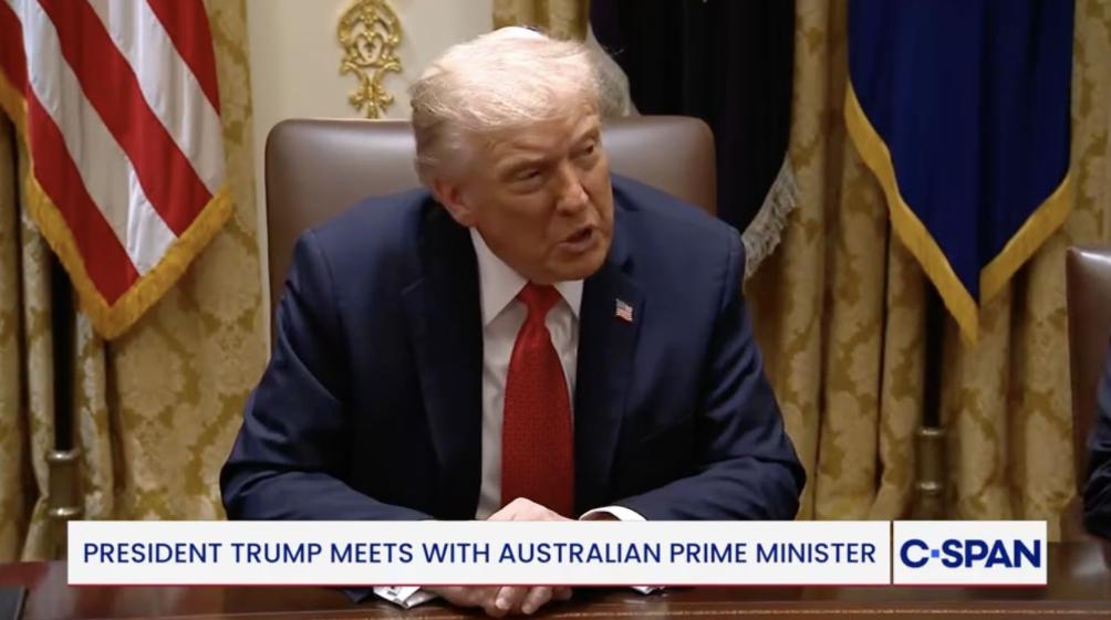 特朗普又说胡言乱语：“不会允许中国惩罚美国农民，中国不购买大豆，就是在惩罚我们的