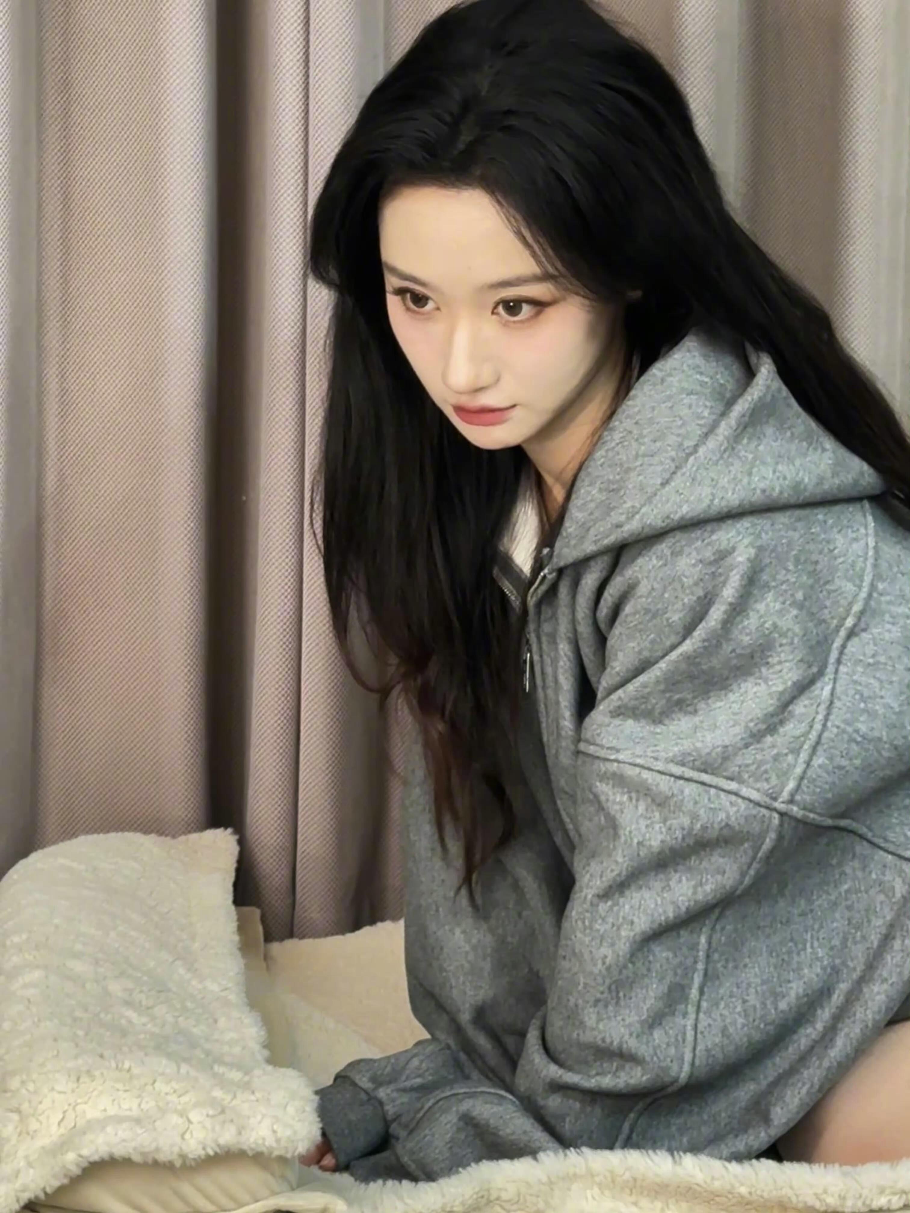 谢楠说蒋龙我为你而来谢楠何宣林浪姐放假跑出来看10间 浪姐偷跑看路演，谢楠你小心