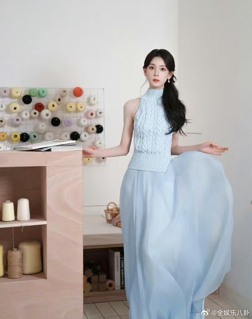 罗云熙喊“瑶妹加油”，简单几个字全是暖意，戏里并肩戏外相挺，这友情我慕了！罗云熙