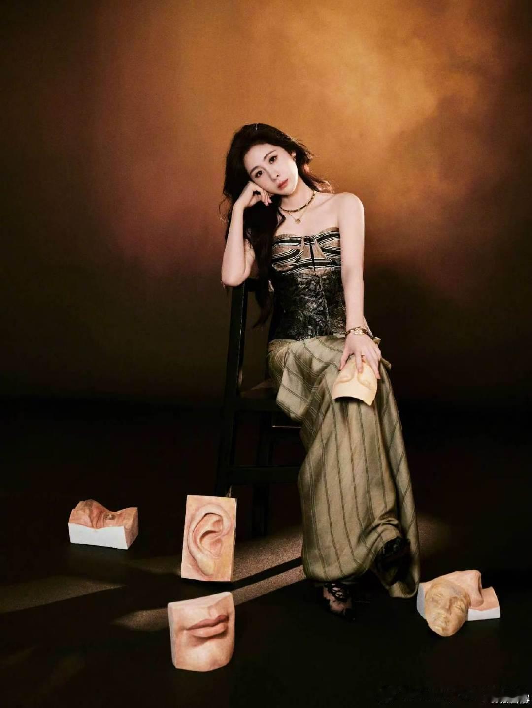 歌手直播张碧晨如果声音不记得摇滚版张碧晨美神降临 风格大胆突破，摇滚版《如果声音