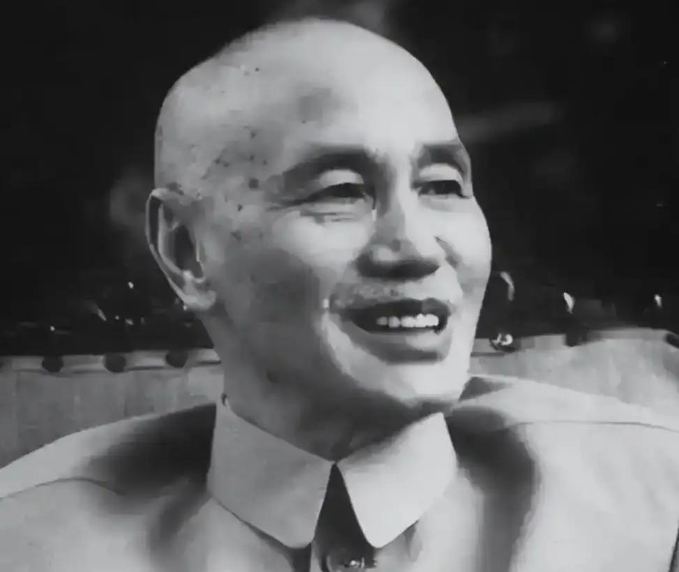 咫尺惊雷：蒋介石临终前才悟出的“最深卧底”
1975 年的春天，台北士林官邸内的