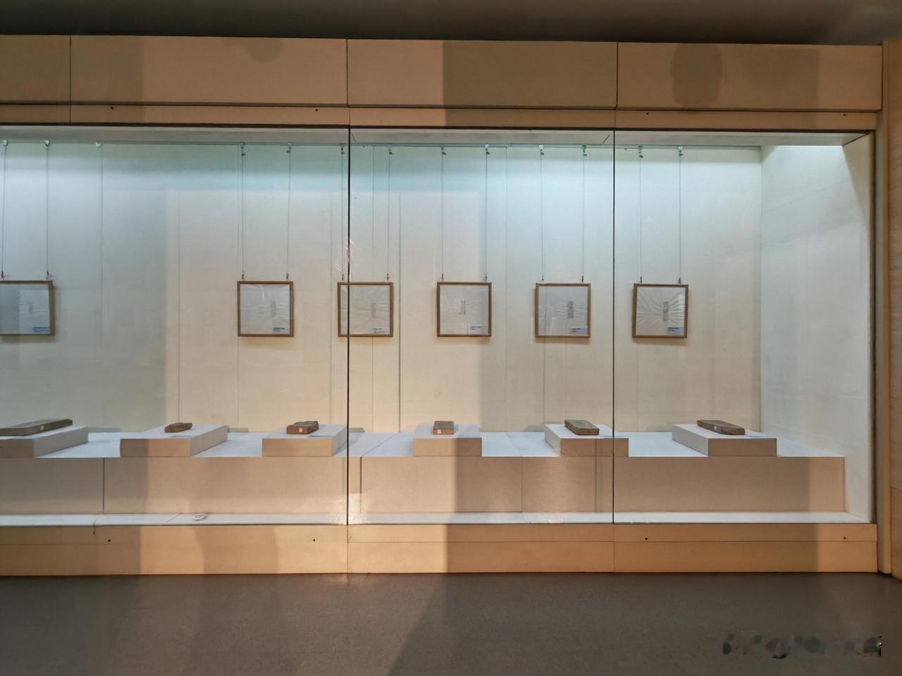 瓴甓铭志（三）
——馆藏砖铭文物暨拓片展