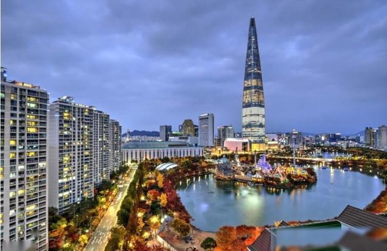 和一位在韩国的朋友聊天，他透露了一个令人诧异的消息。他说，如今首尔那帮搞科研的年