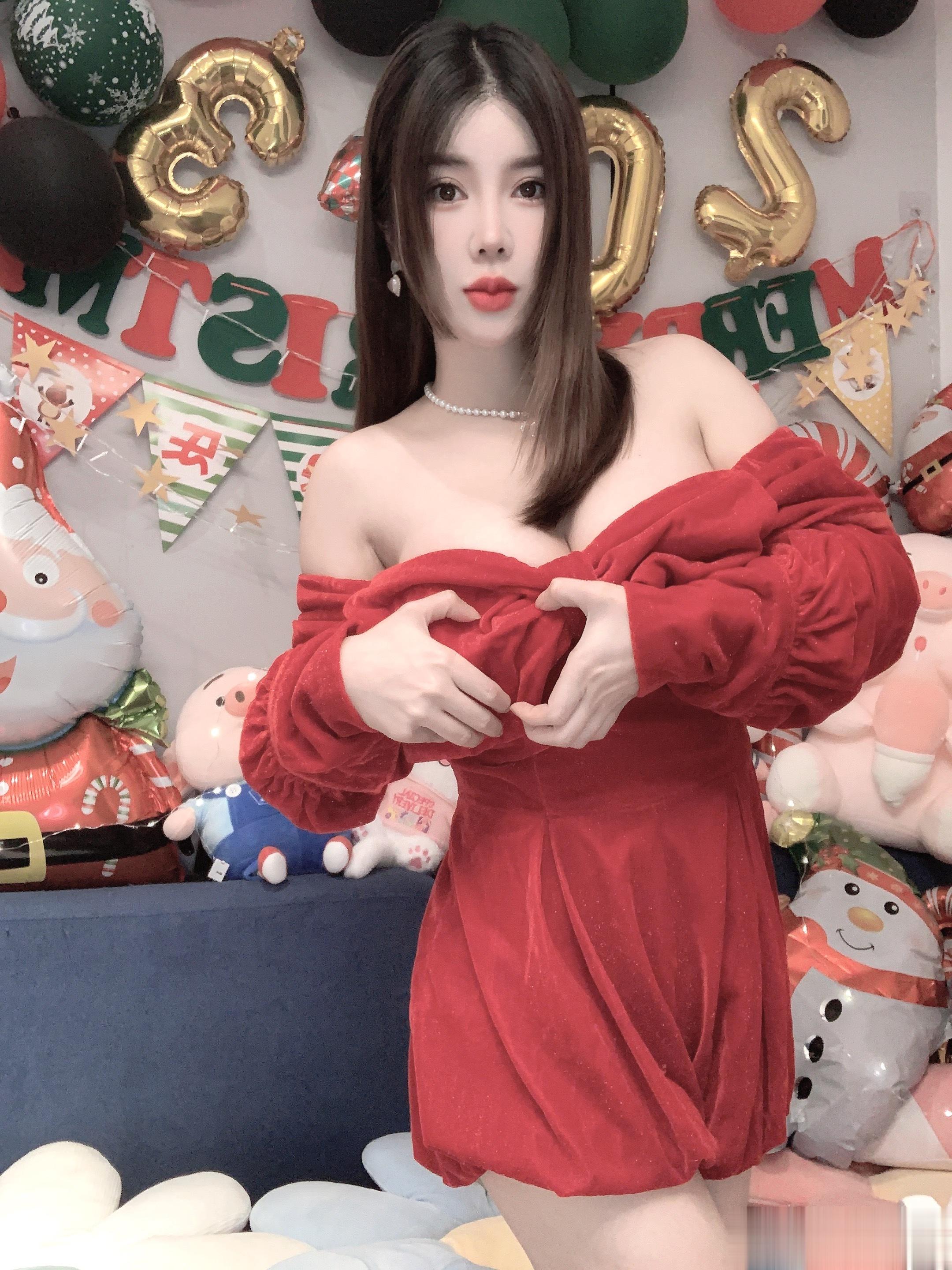 恭贺新年，前行有兔，兔飞猛进，兔展宏图。#恭贺新年##福运满满 恭贺新年#  ​
