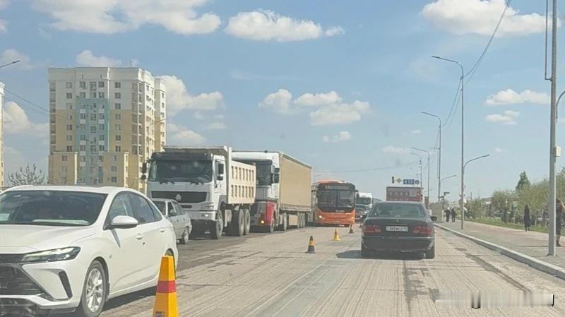 中国企业将建设哈萨克斯坦图尔克斯坦市绕城公路：图尔克斯坦将新建绕城公路 为"西欧