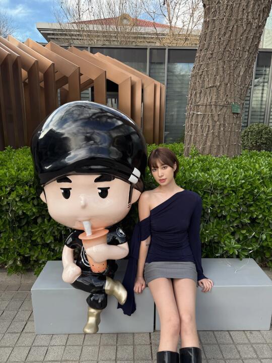去看周杰伦了