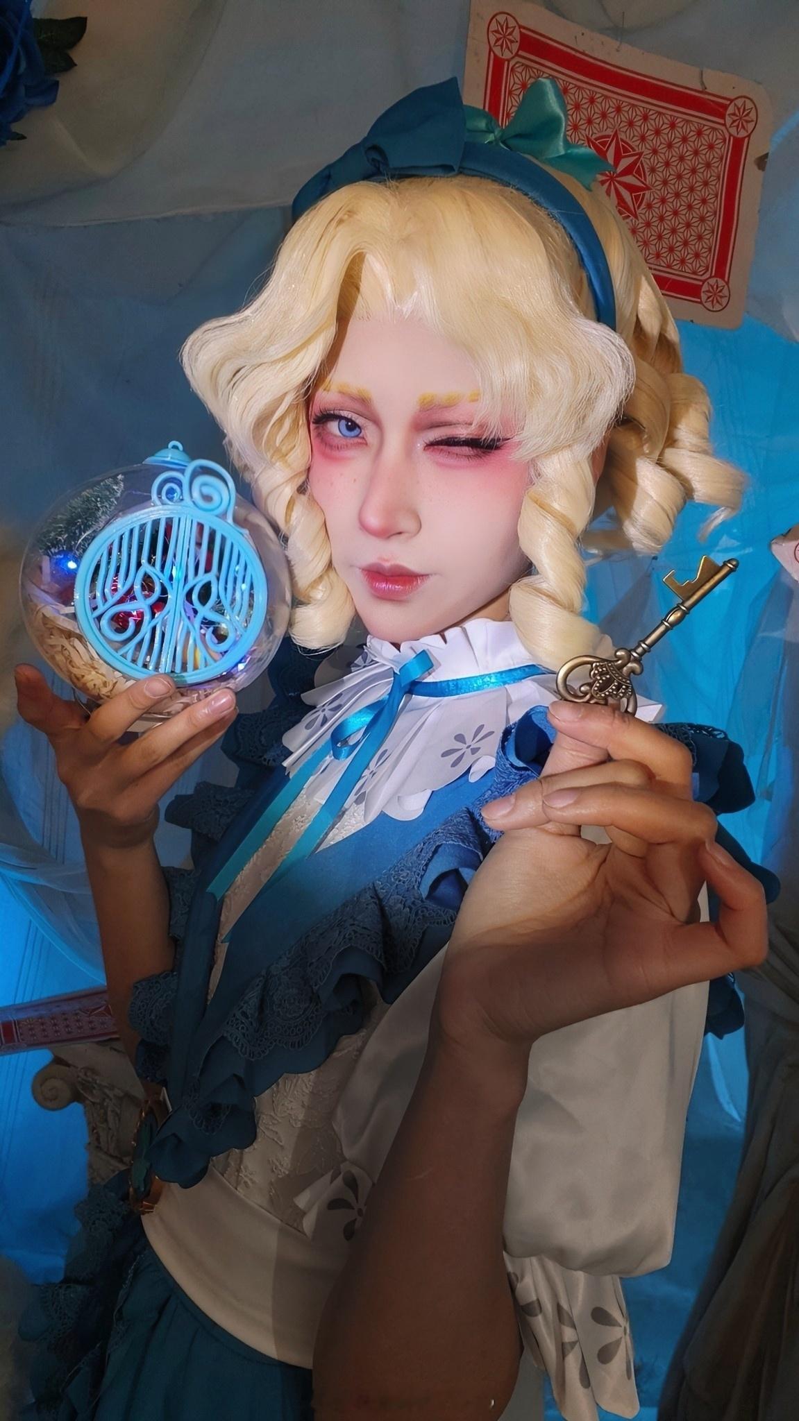 第五人格[超话]  第五创作星  cosplay[超话]  第五人格记者  第五