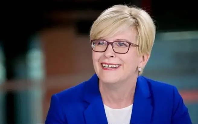 立陶宛新总理太天真了，以为把“台湾代表处”更名为“台北代表处”，就能缓解和我们的