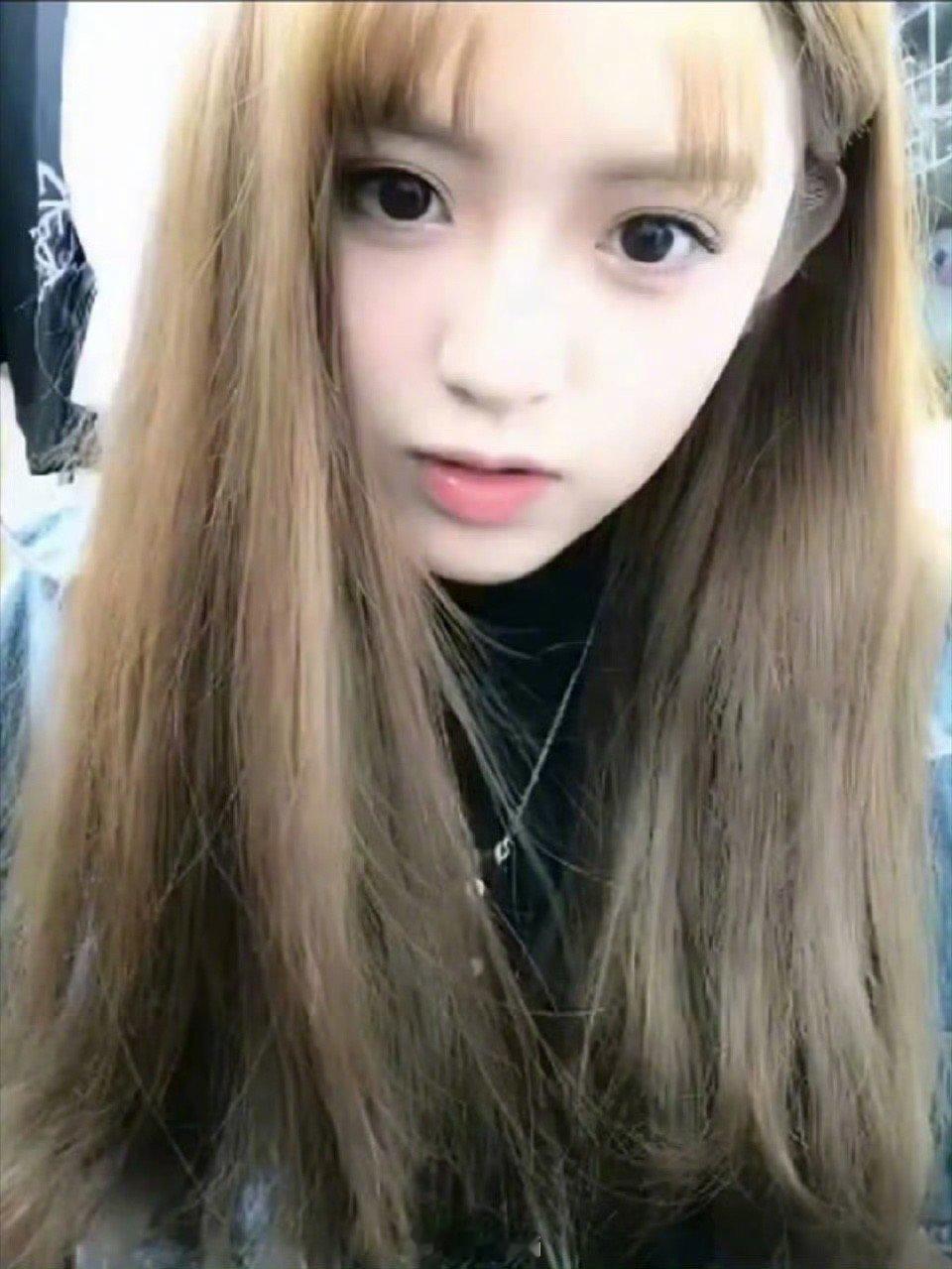 看吧！我一直都说田曦薇姐感很重还有人不信！！田曦薇早期姐感 ​​​