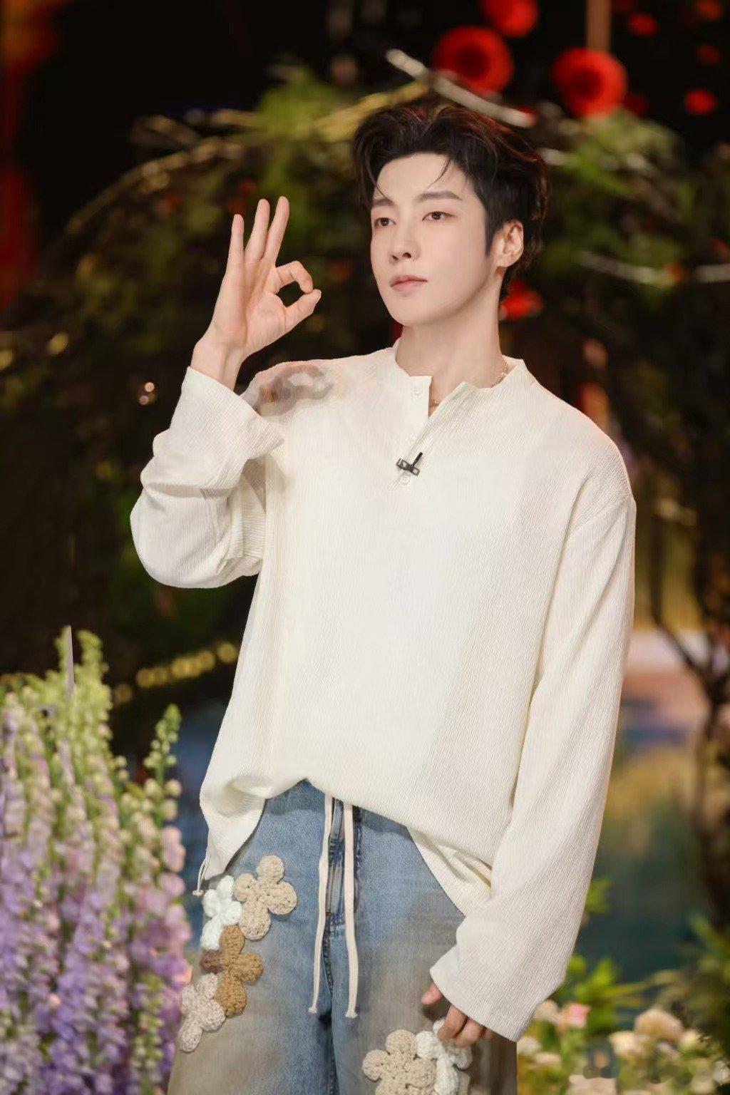 高瀚宇答题手忙脚乱的 你好星期六 一场简单答题游戏难度拉满，多项事务缠身，高瀚宇