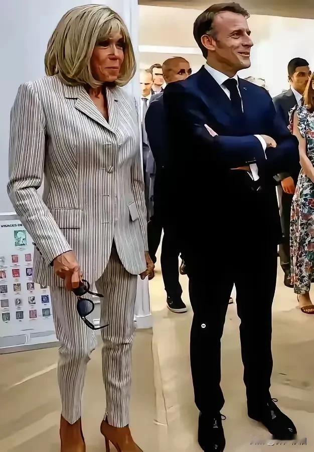 一位堂堂的大总统娶了大自己20岁的老师为妻，真是审美观的不同，萝卜青菜各人所爱。