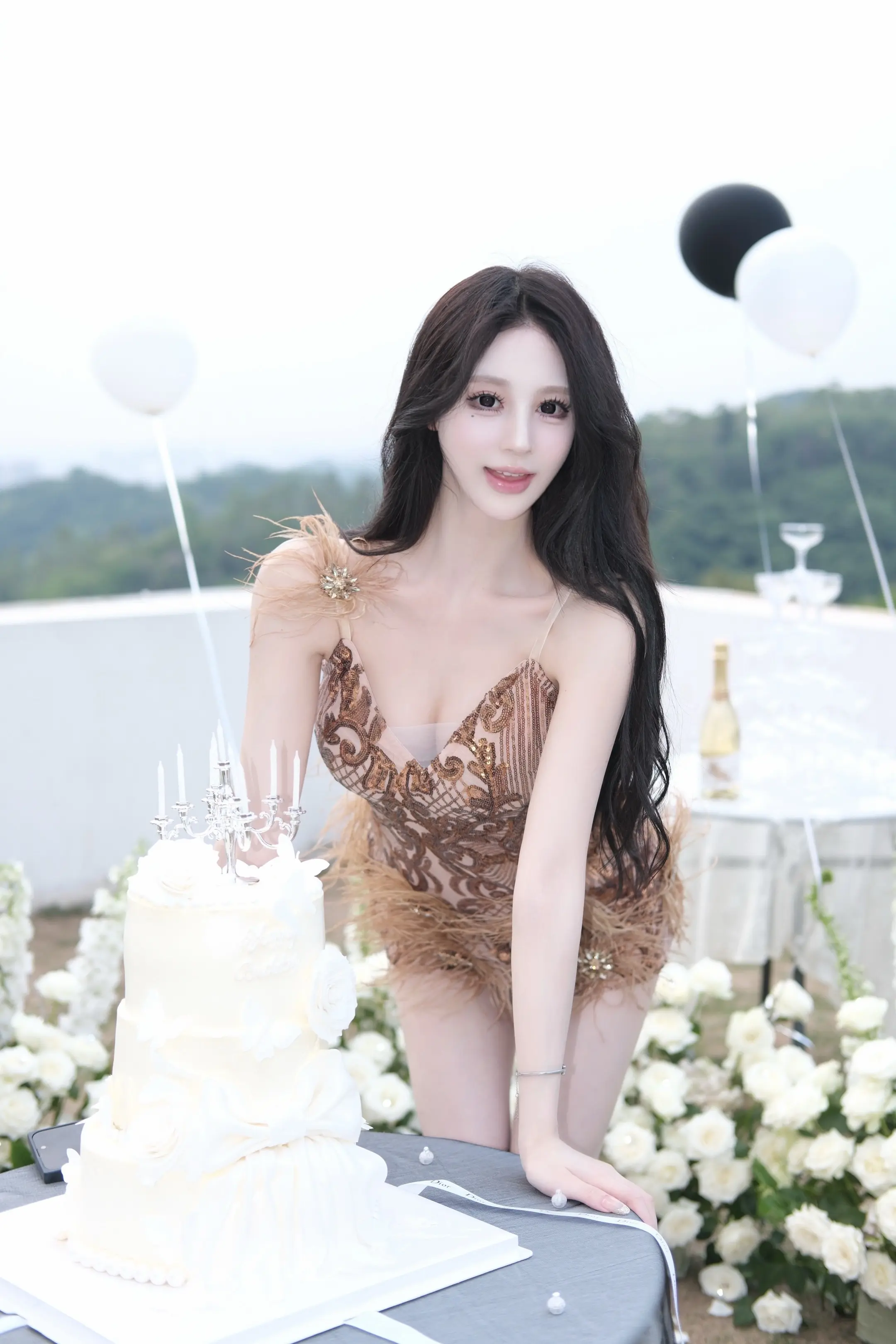 给漂亮的自己加上点缀。