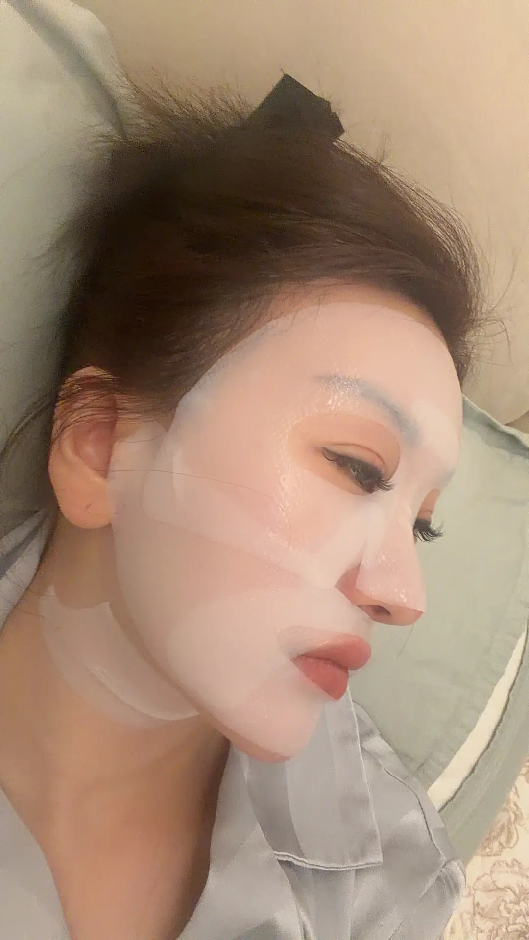 我也会累 也会内向……每个人都有两面性，白天与黑夜一样
