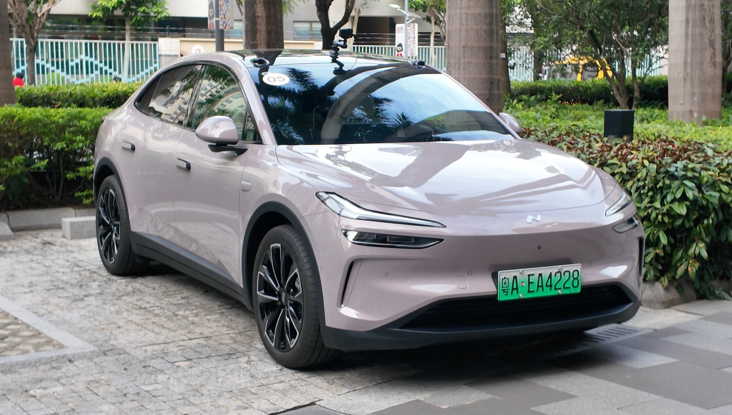 乐道 Coconut 2.1.0 帮你们体验完了，敢在广州做辅助驾驶测试，勇气可