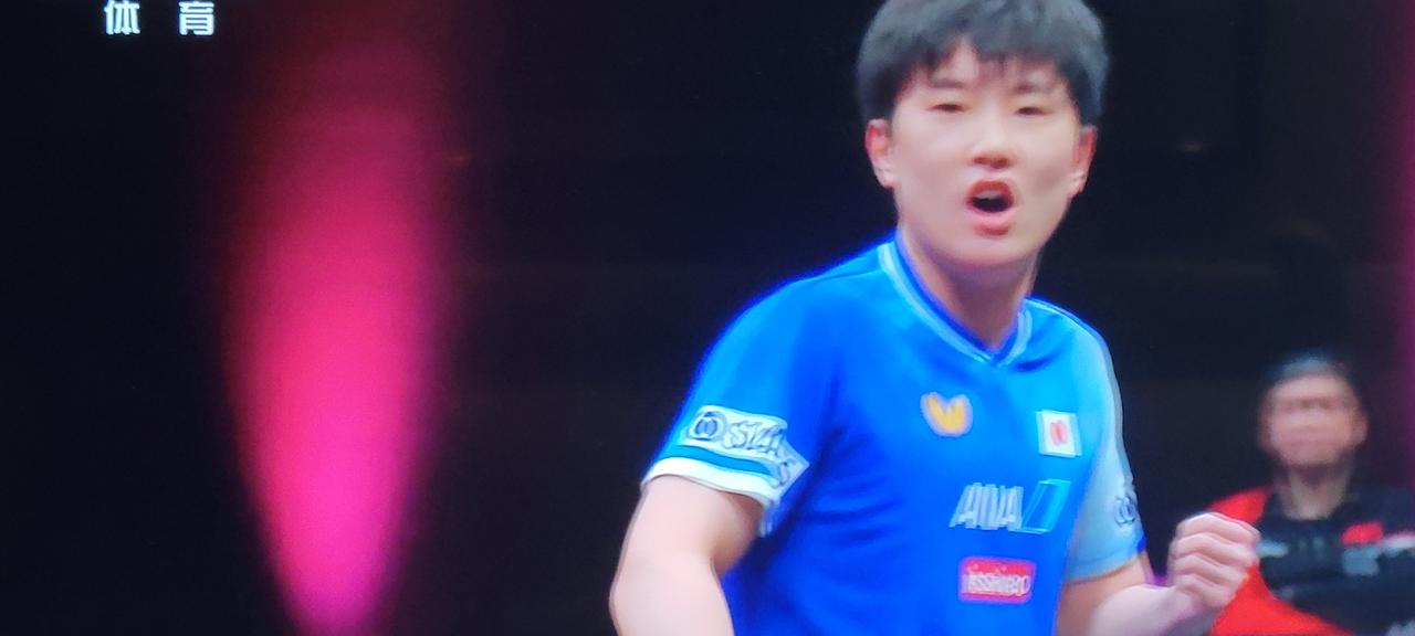 多哈冠军赛：向鹏惨遭一轮游，成为国乒首轮被淘汰的第一人！
想到向鹏会输给张本智和