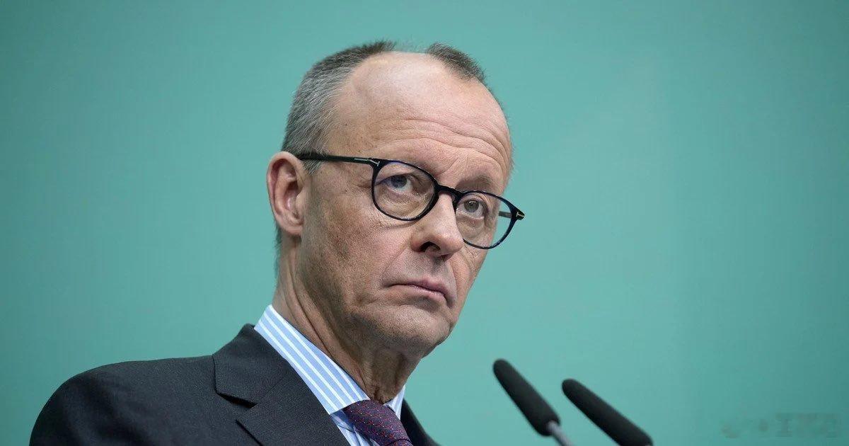 ❗️德国总理默茨表示，美国有些人希望从俄罗斯对乌克兰战争的可能解决中“获得某些经