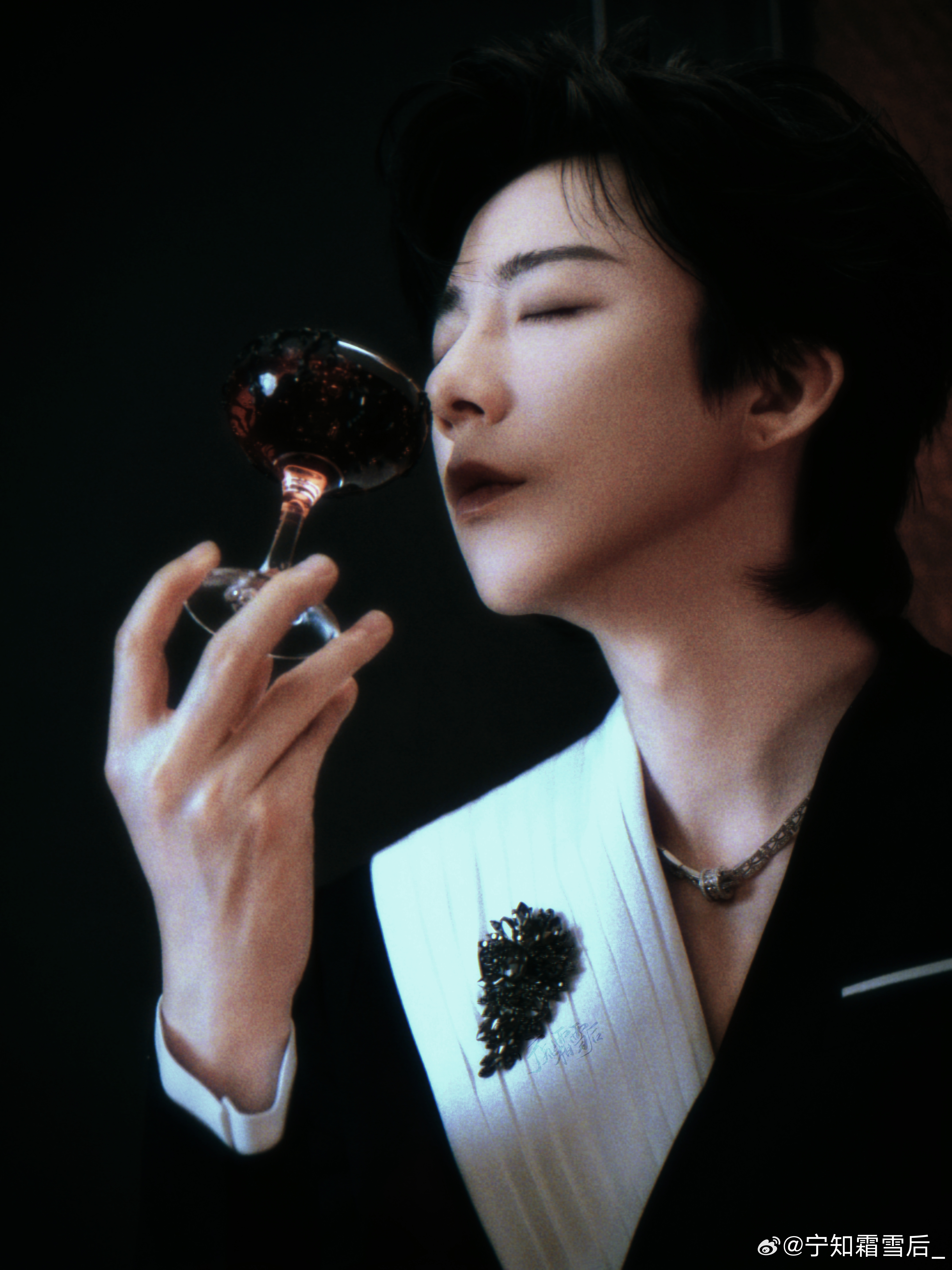摩登兄弟  我轻尝一口慢慢品🍷刘宇宁东方风云榜 刘宇宁