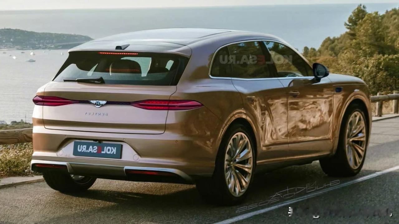 依旧霸气十足，宾利纯电SUV长这样。
使用曲面中控屏，和保时捷纯电卡宴共享技术，