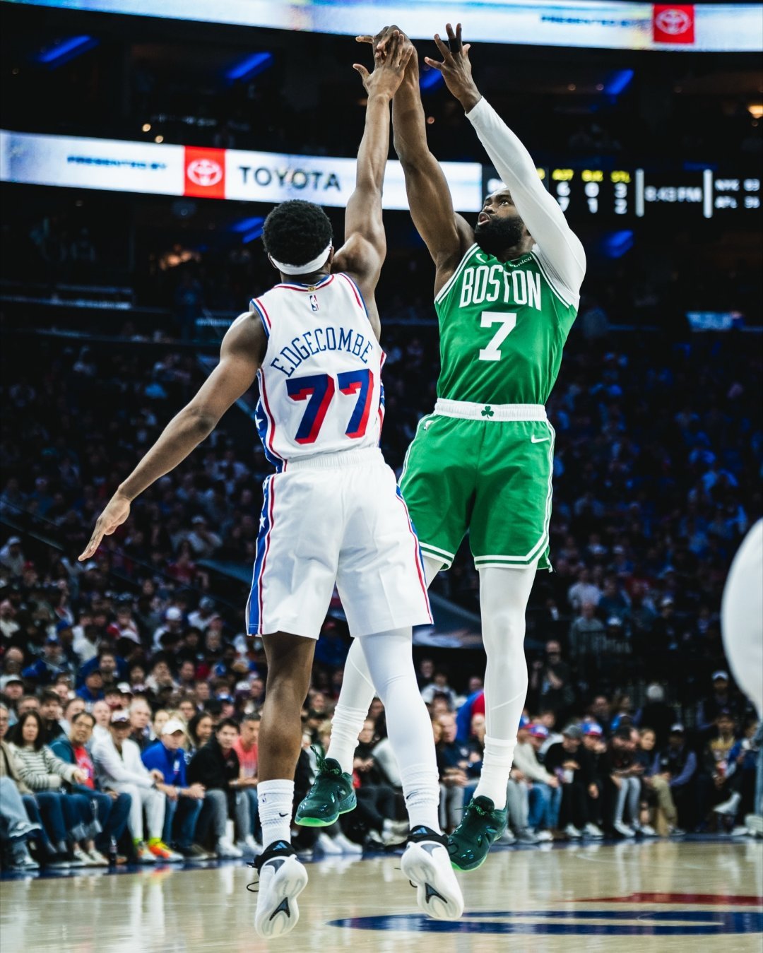 前NBA球员麦迪在播客节目中表示，他完全支持杰伦近期针对裁判吹罚问题所发表的抗议