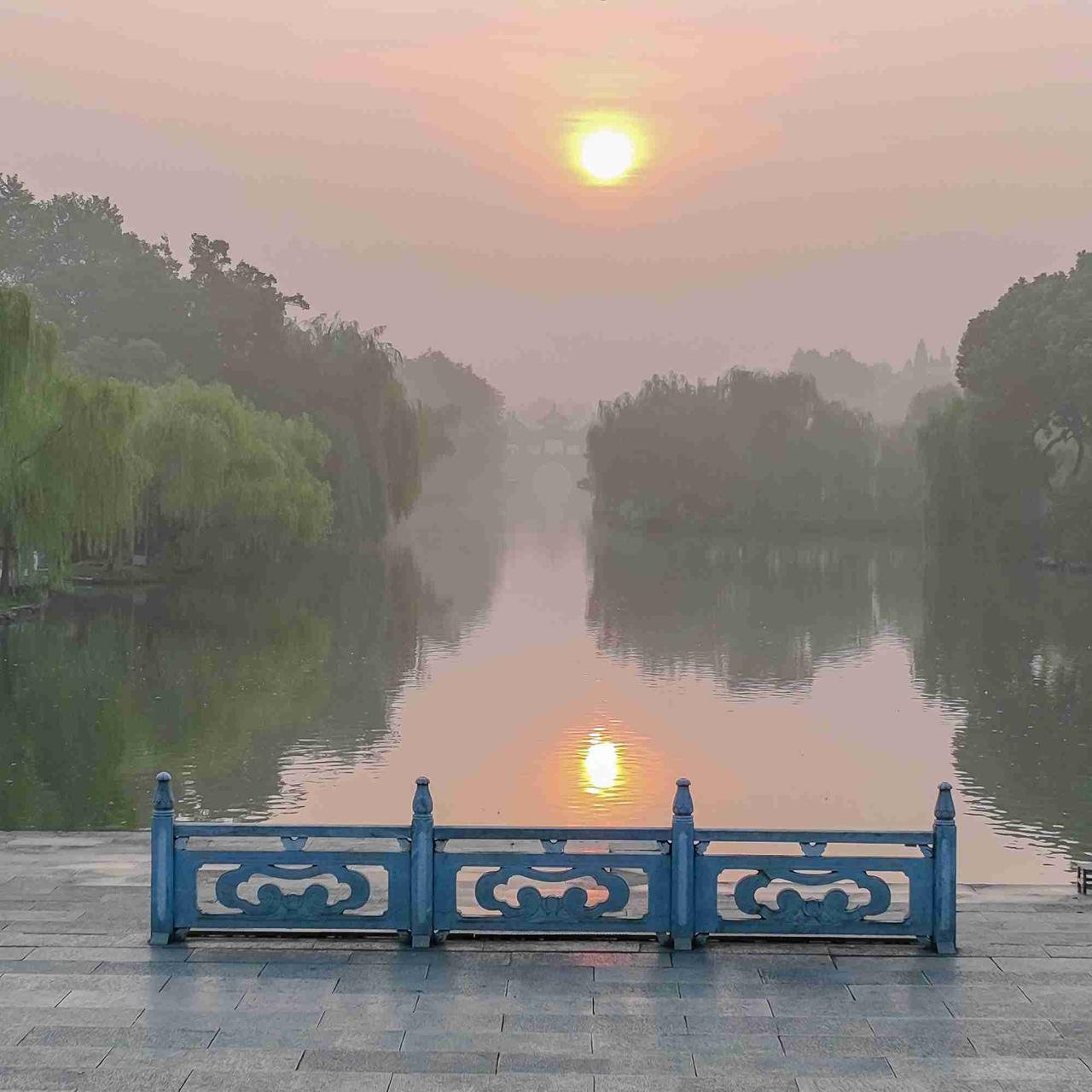 我的今日状态：🏝️旅行度假
我这里的天气：☀️晴天