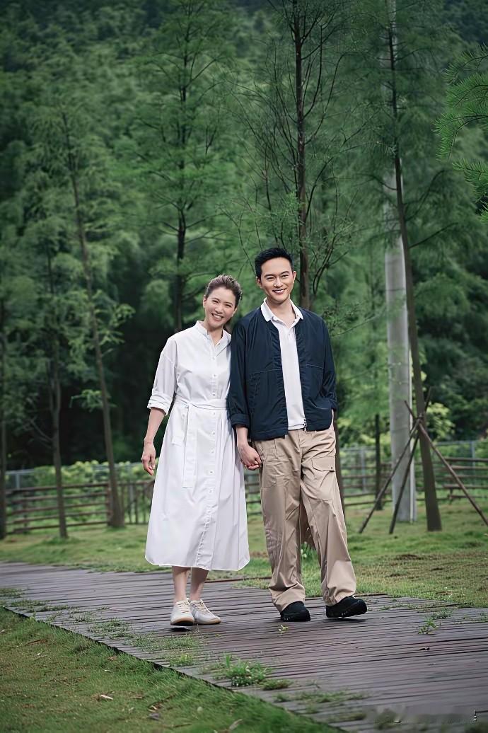 老天呐，追了十多年的剧，才发现他们是夫妻两！[呲牙][赞][我想静静]