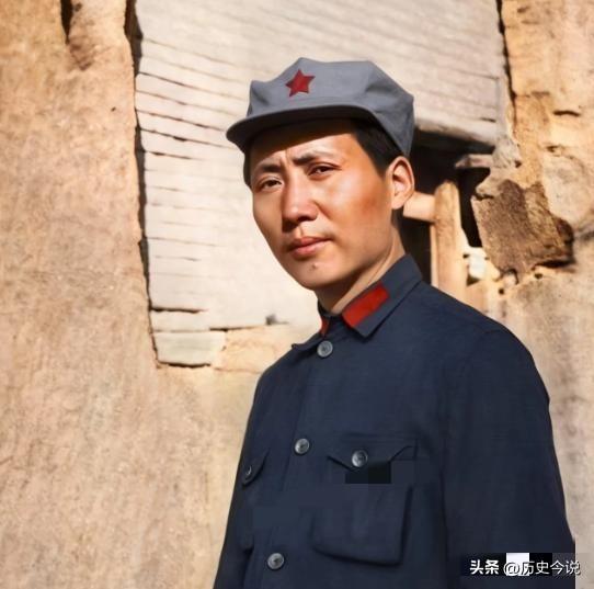 1943年延安生死局：中共冒大泄密风险，一招化解40万大军偷袭
 
阅读此文前，