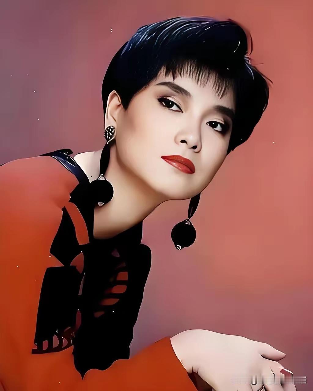 微头条日记：
李娜vs毛阿敏：两大殿堂级歌后同台，谁才是真正的天花板？

在内地