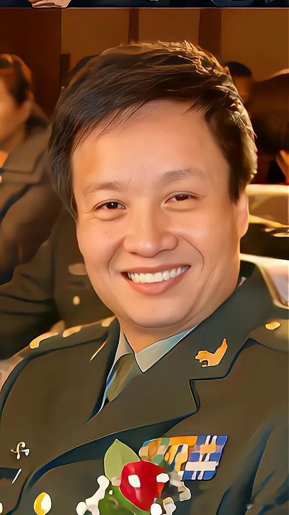 美丽的爱情总是充满坎坷，1988年三十岁的妻子检查出来乳腺癌，这个消息让阎维文十