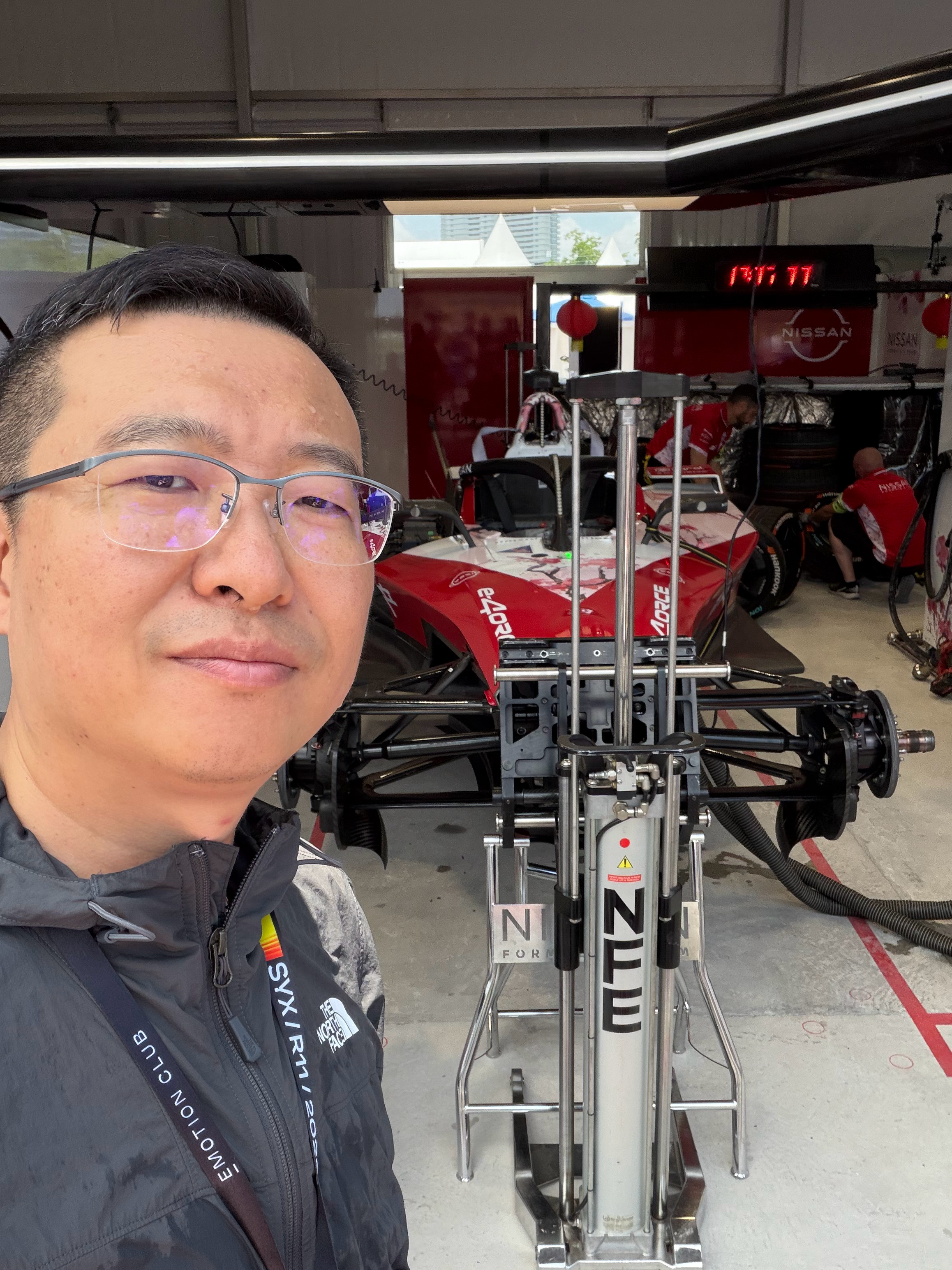 近距离参观了东风日产NISSAN Formula E（纯电动方程式赛车）车队Pi