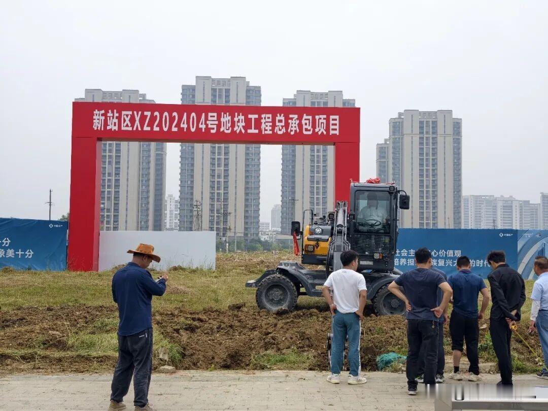 少荃湖龙湖天街，终于“动”了！实拍文忠路现场，这一次是真的有进展
作为合肥第三座