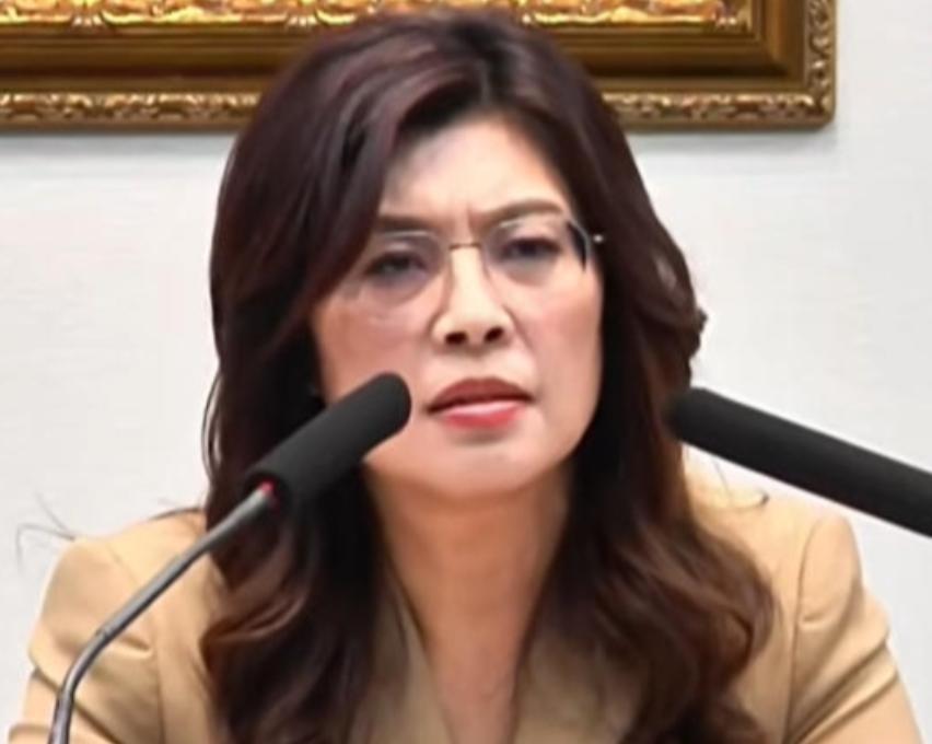 丢掉幻想，准备斗争！国民党已经正式退出了历史舞台的主角席位。郑丽文公开拒绝一国两