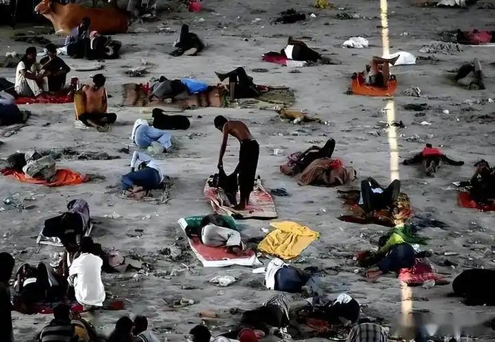 中国也将遭殃？印度48度高温席卷全国，极端天气成新常态..
 
5月印度北方邦气