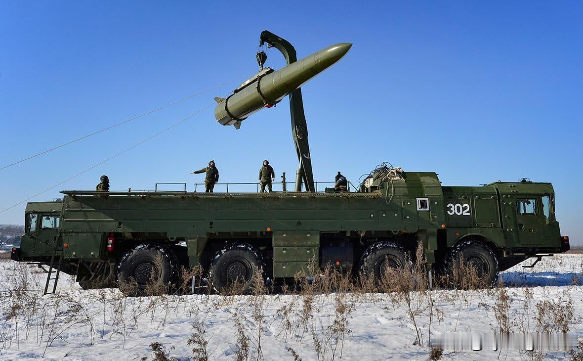 🇺🇦乌克兰国防部长顾问谢尔盖·别斯克列斯特诺夫（绰号“闪电”）表示，俄罗斯每