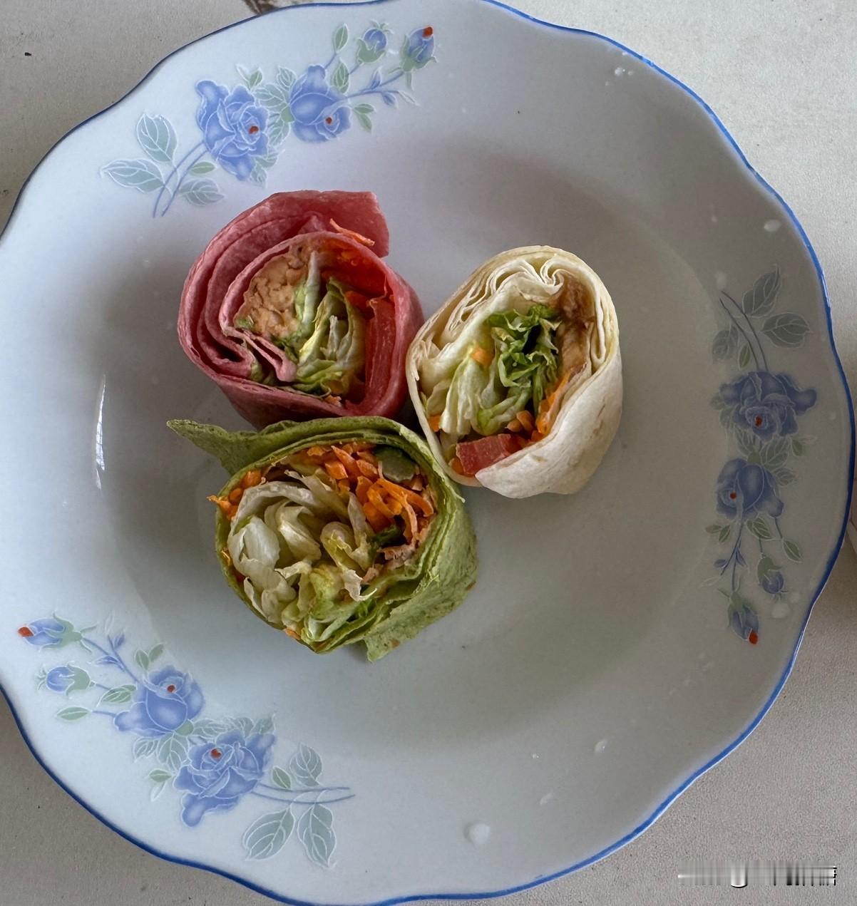 今天又是轻断食日，最近4天体重一直在回升，有点打击人，但是一定要坚持下去呀，加油