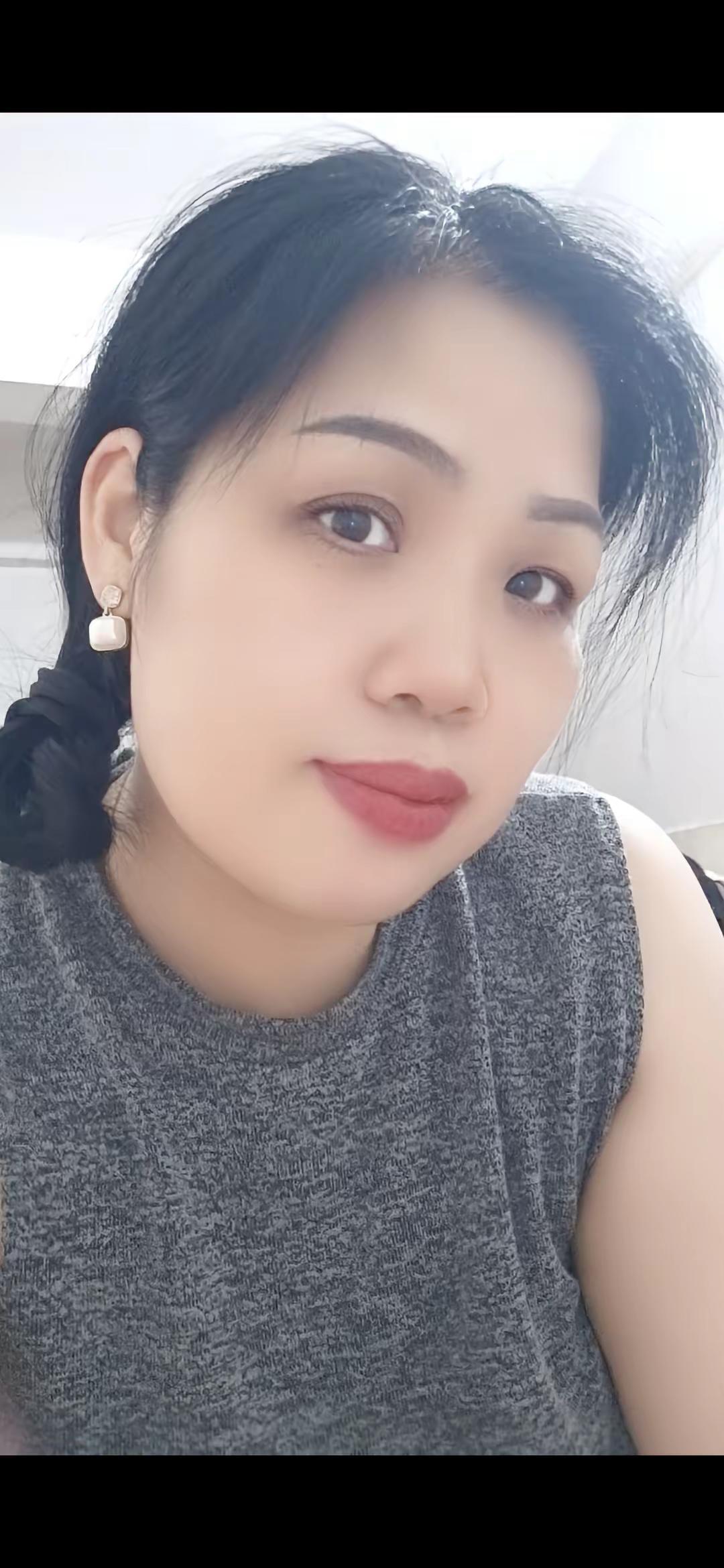 把头发扎起来，还是做回自己够多实在！！！