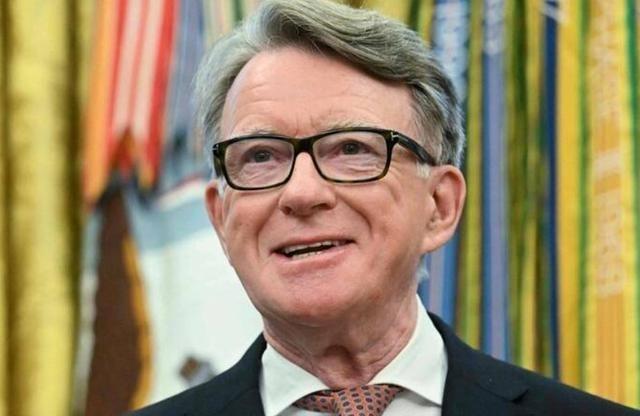 英国公开抹黑中国，作出一个阻击中国重大决定。英国驻美大使彼得·曼德尔森发出了针对